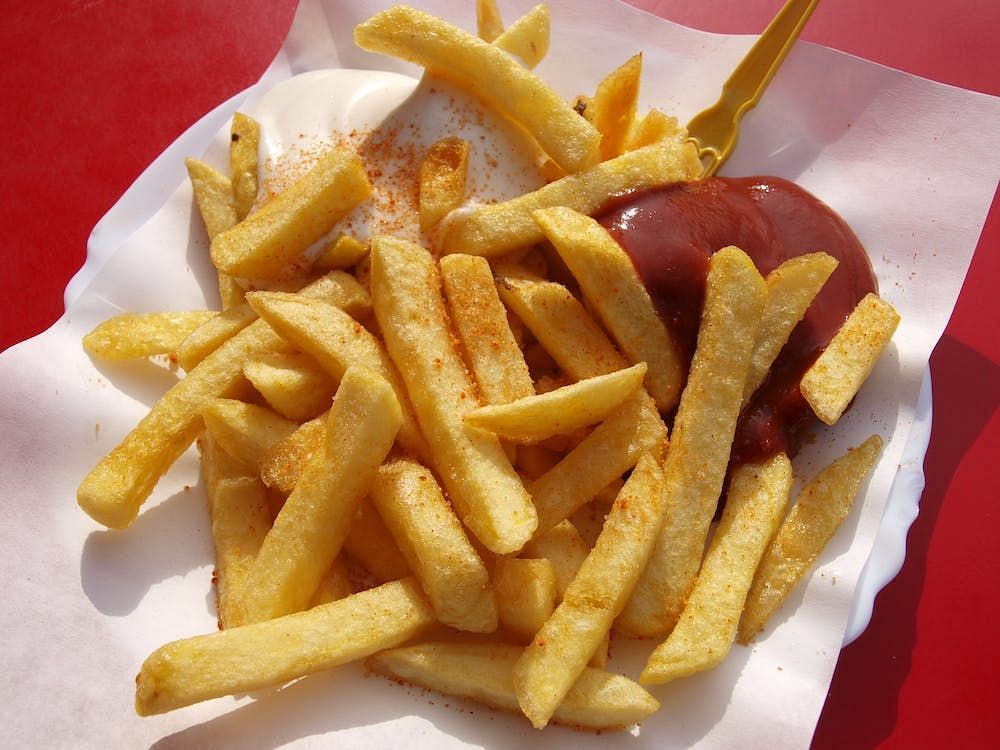 Fried foods could lower risk of mental health issues (Marco Fischer/Pexels)