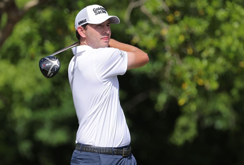 “Please send this to Cantlay!” Fans react to 4Aces’ caddies holding a
