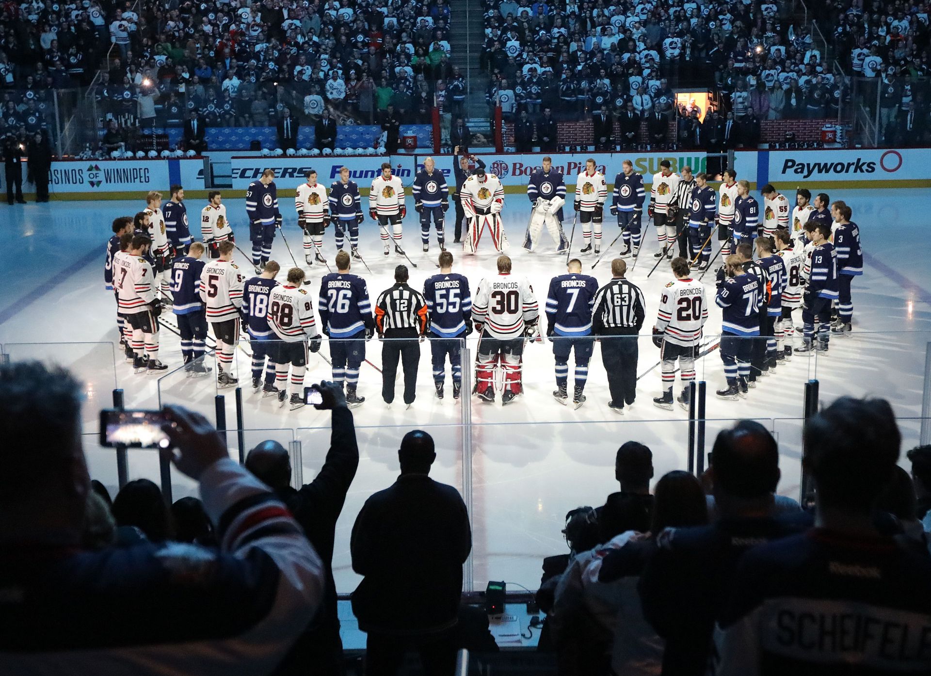 Humboldt Broncos tragedy tribute from nation's hockey community