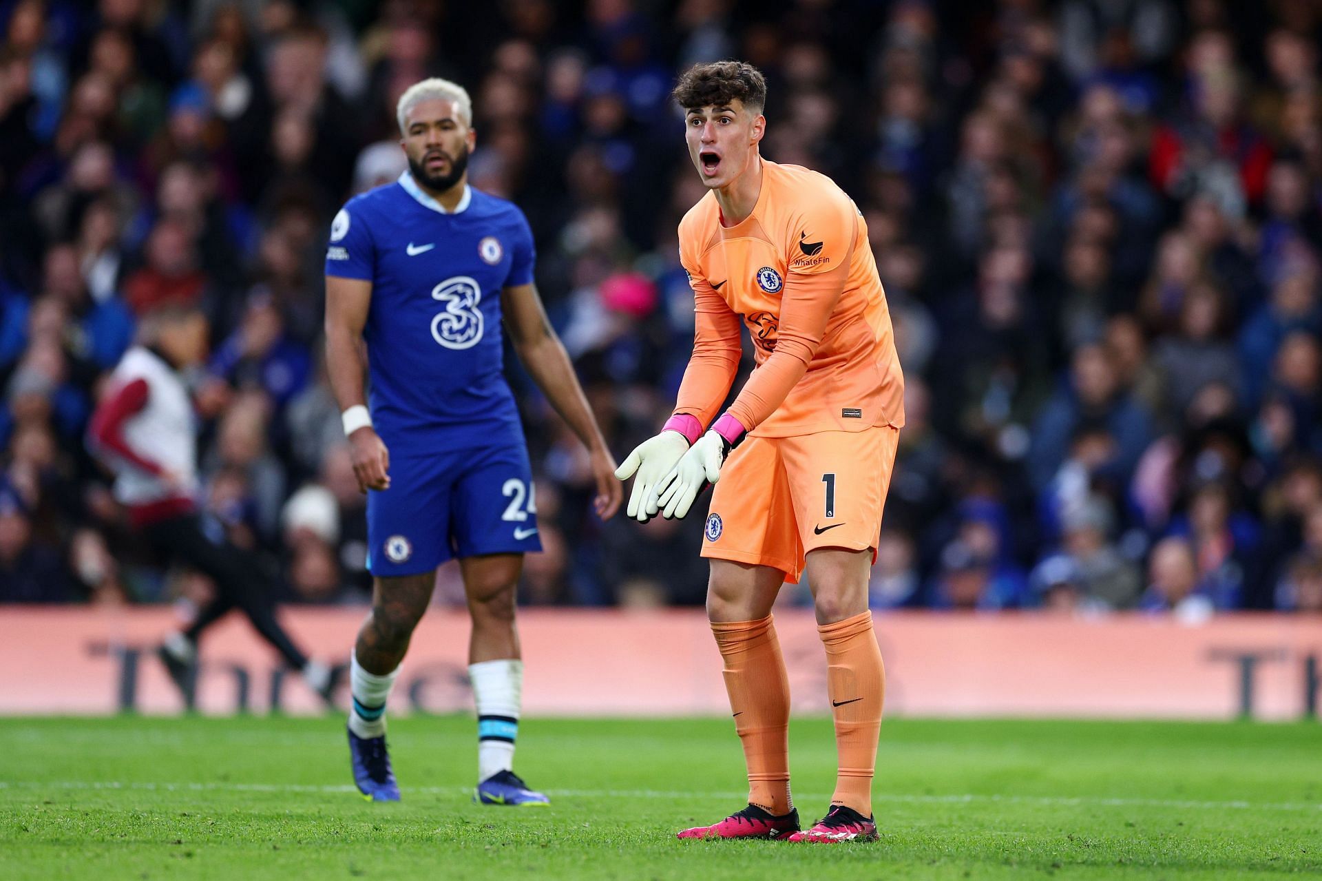 Chelsea FC v Aston Villa - Premier League