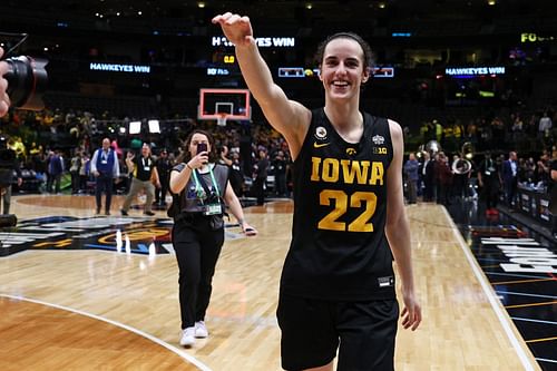 Caitlin Clark of the Iowa Hawkeyes