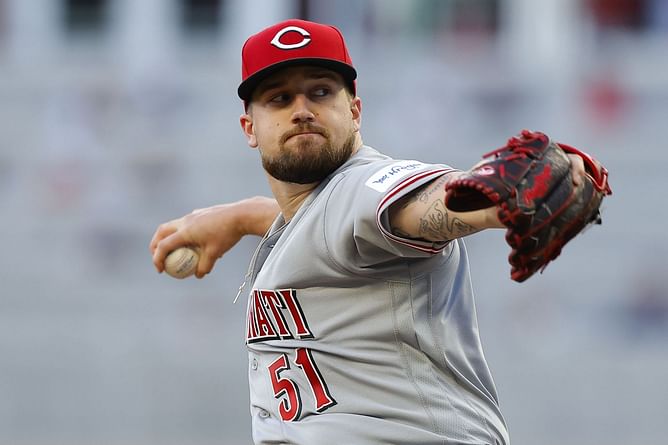 MLB fans appreciate Cincinnati Reds players supporting teammate who lost grandmother: "Gotta love baseball for moments like this" "Baseball is love"