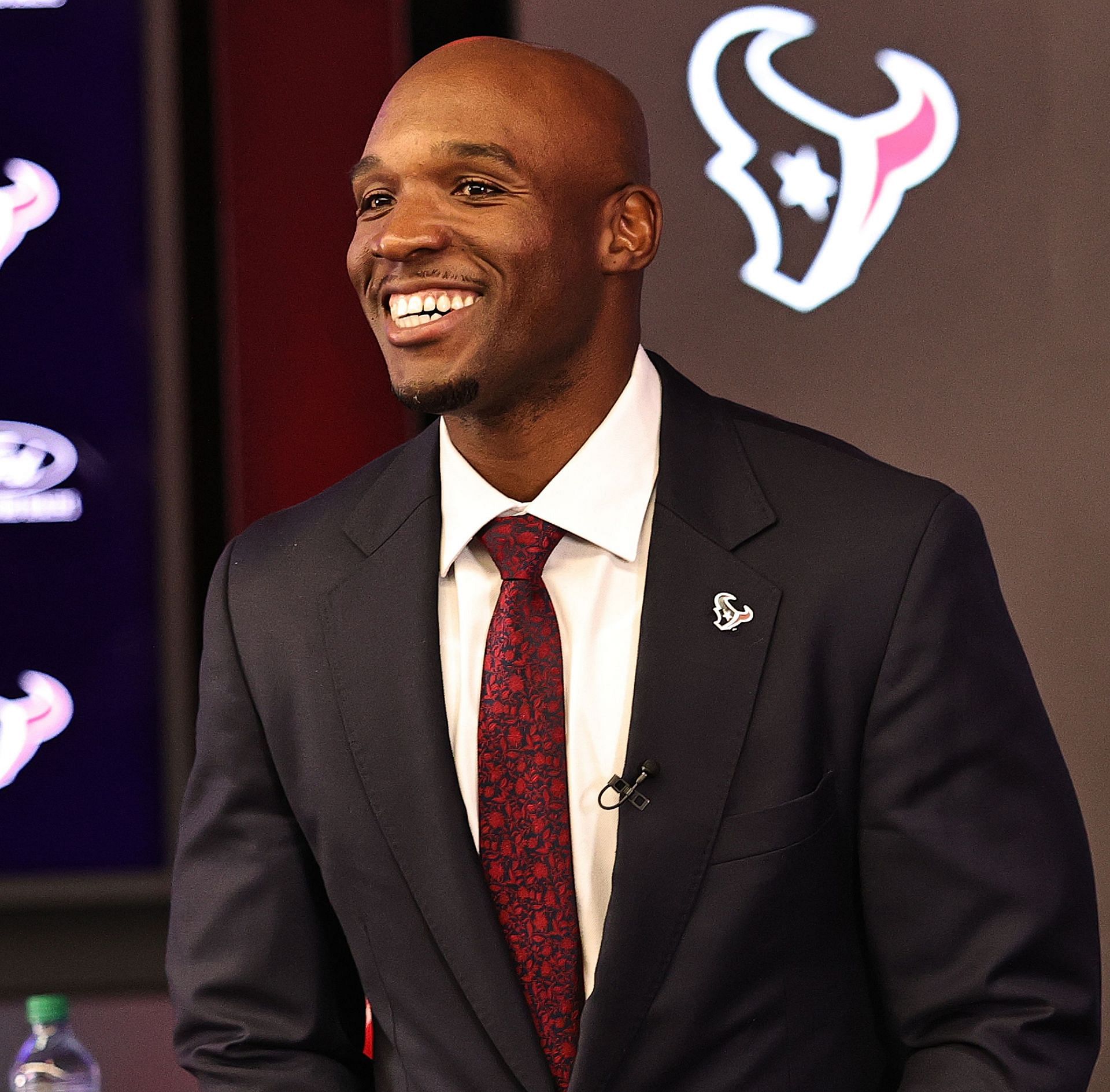 DeMeo Ryans faces a tall task in his first year as Texans coach.
