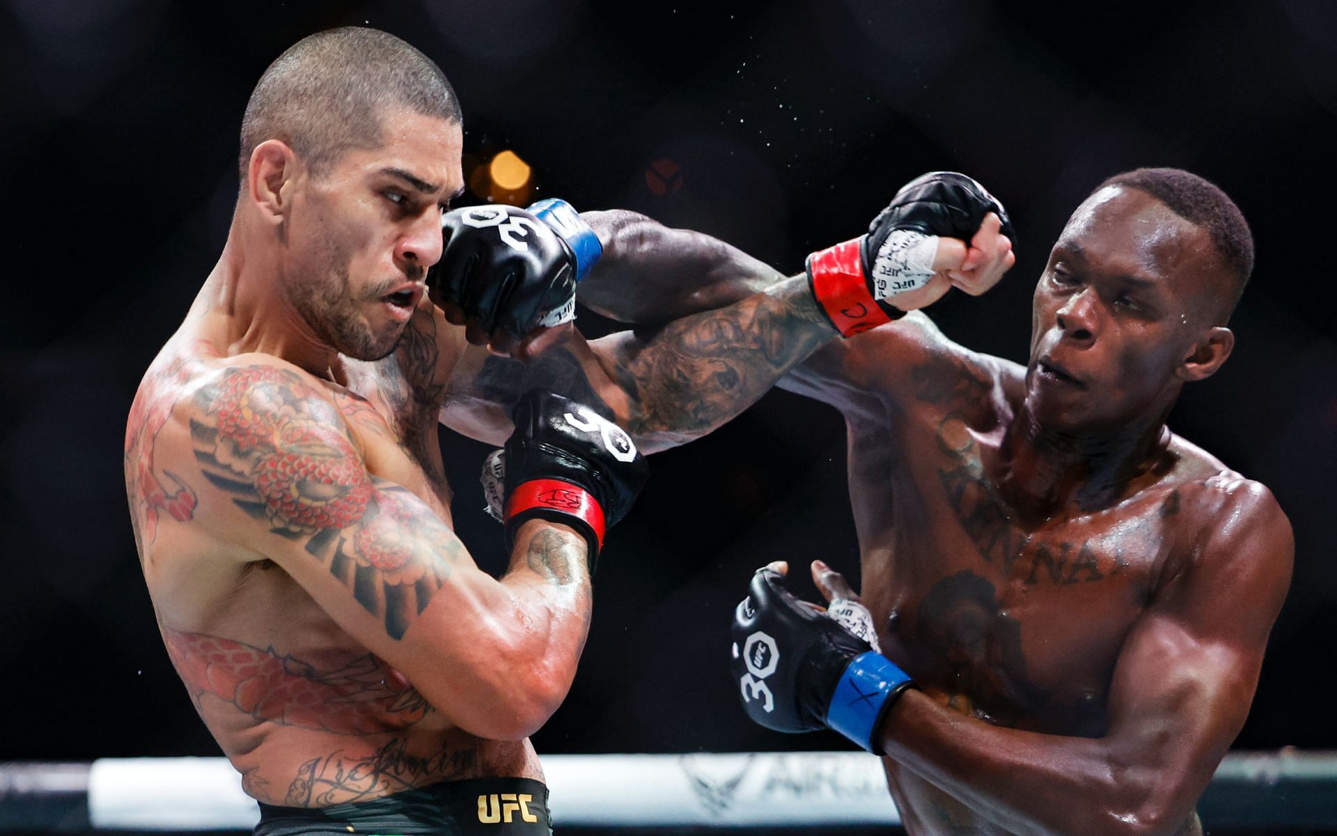 Israel Adesanya vs. Alex Pereira at UFC 287 [Image credits; Getty Images ]