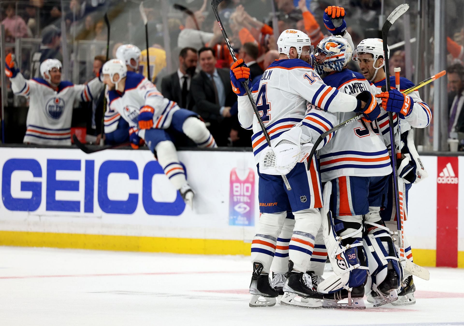 Edmonton Oilers v Los Angeles Kings - Game Four