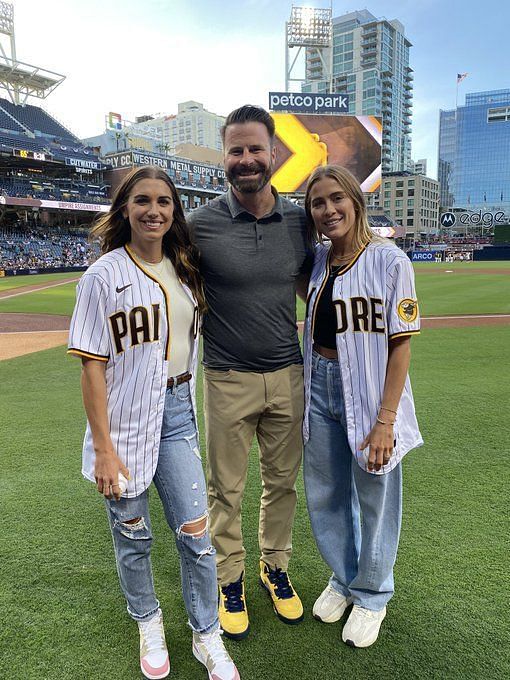 WATCH: San Diego Wave star Alex Morgan vows Padres fans with big