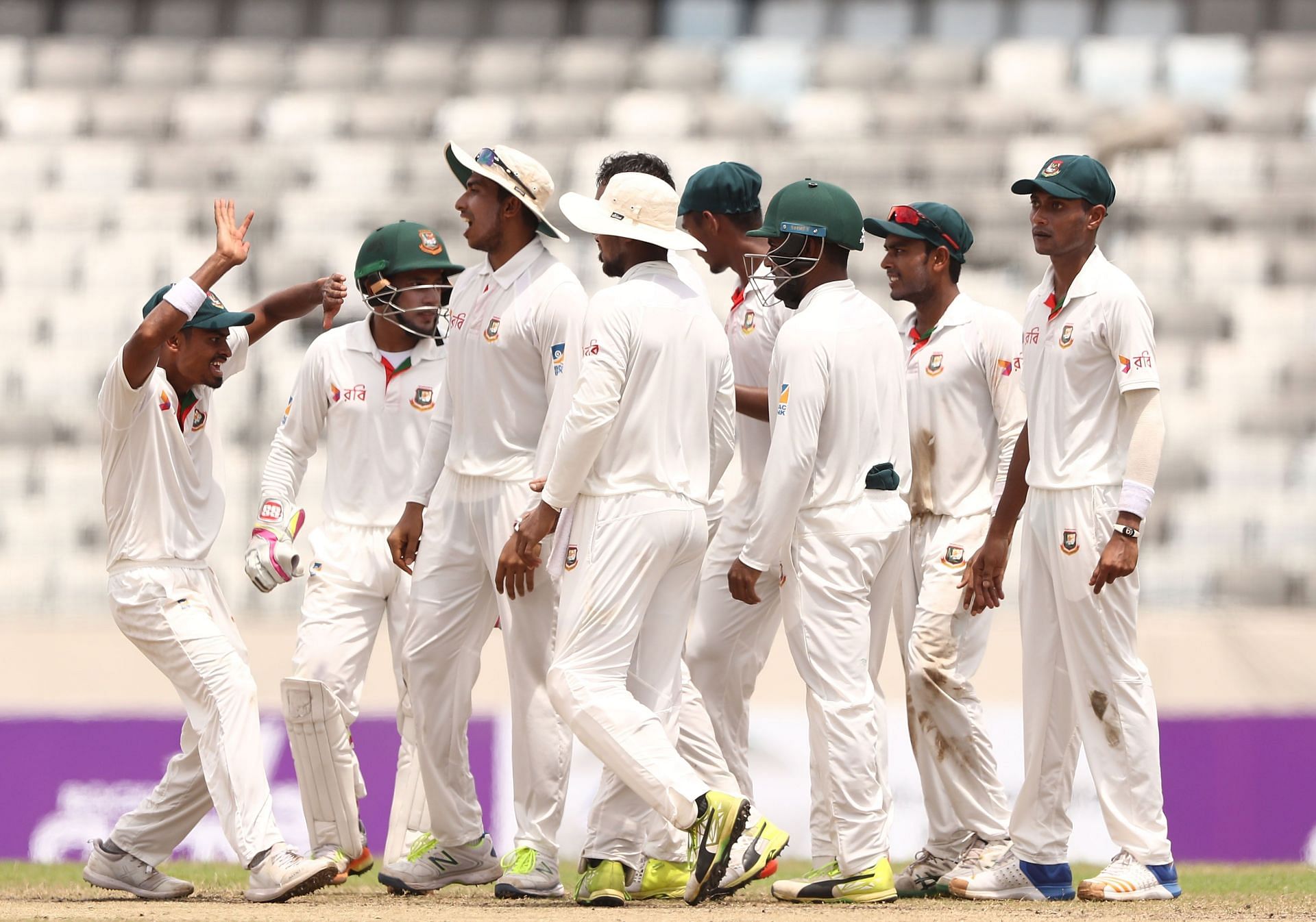 Bangladesh v Australia - 1st Test: Day 4