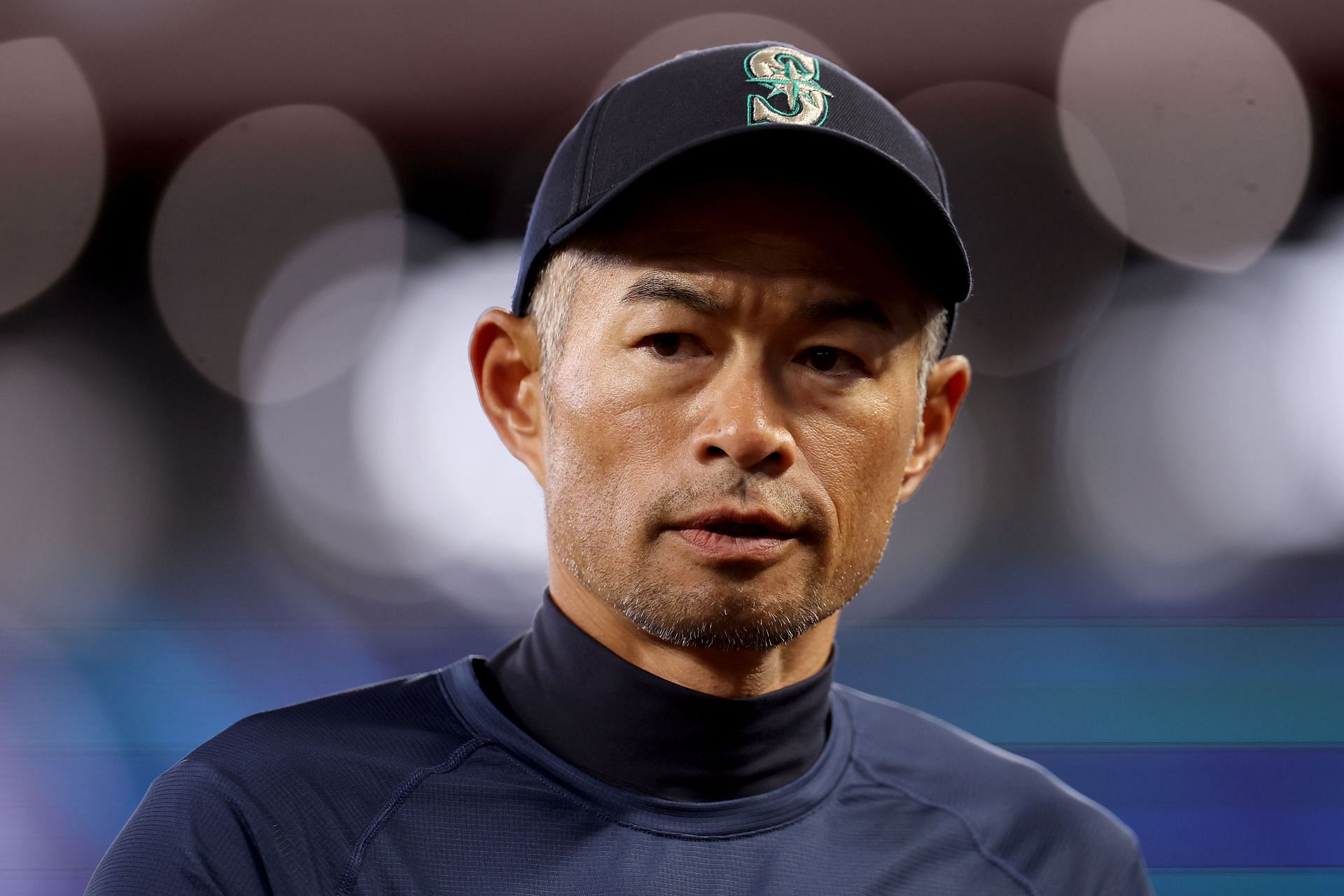 Ichiro Suzuki once patched things up with his wife after a sex scandal with a Japanese housewife image image
