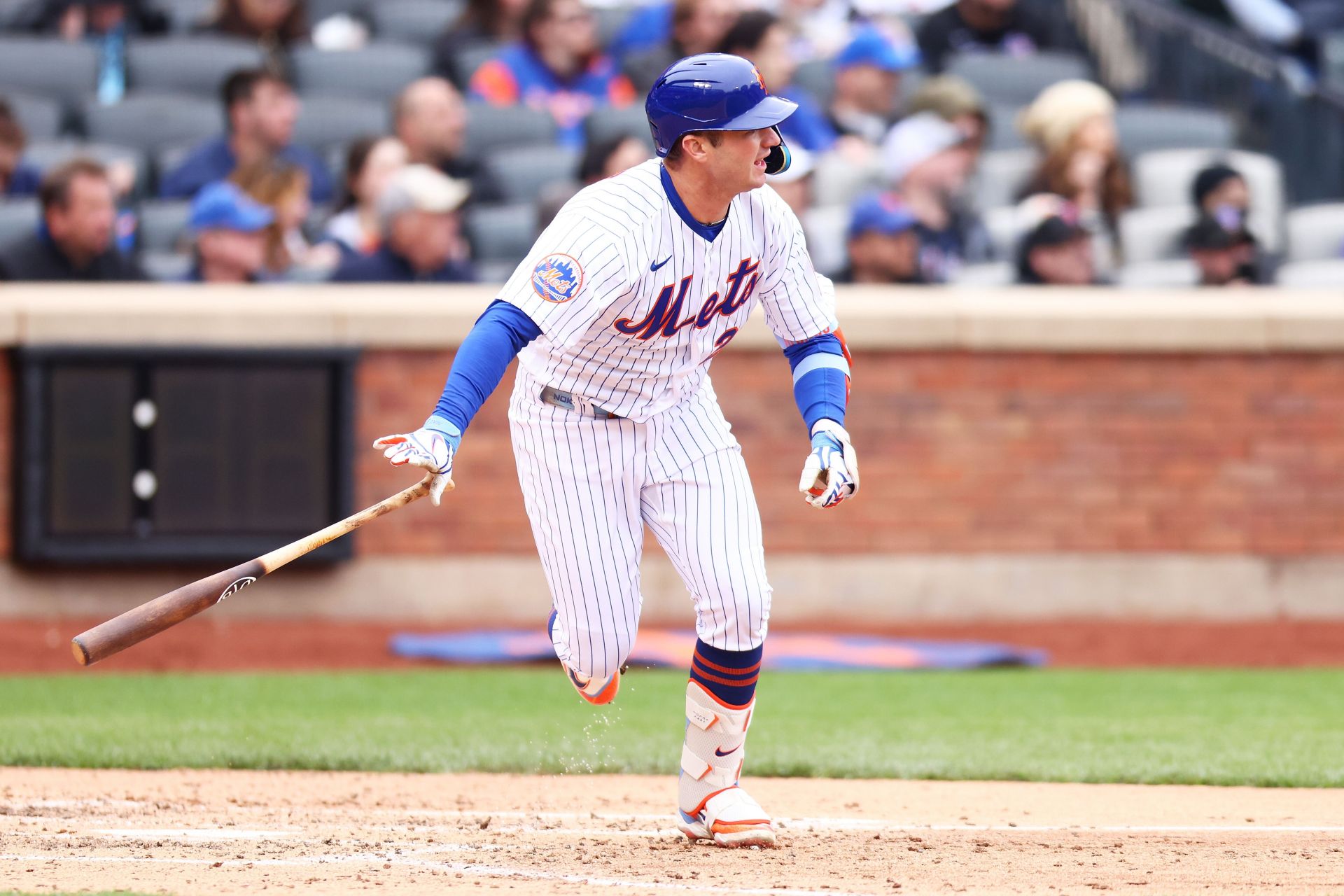 Who are Pete Alonso's Parents? Meet Peter Matthew Alonso and Michelle Alonso  - News