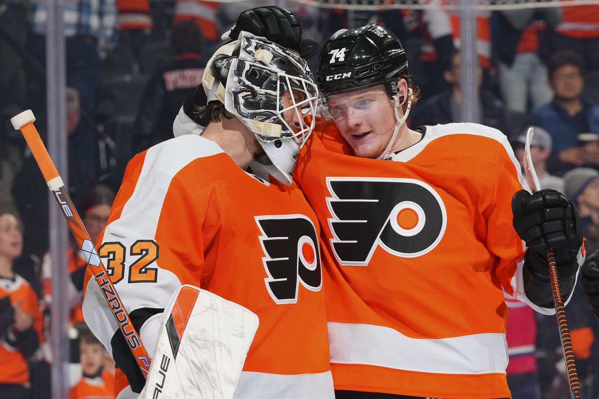 Danny Briere of the Philadelphia Flyers poses for his official News  Photo - Getty Images