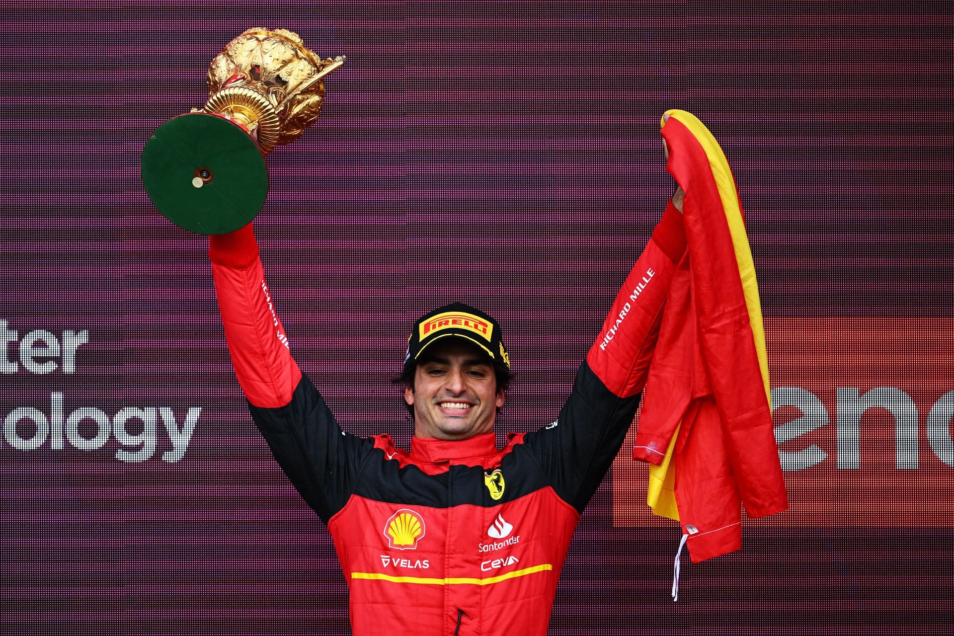 Carlos Sainz winning in Silverstone 2022