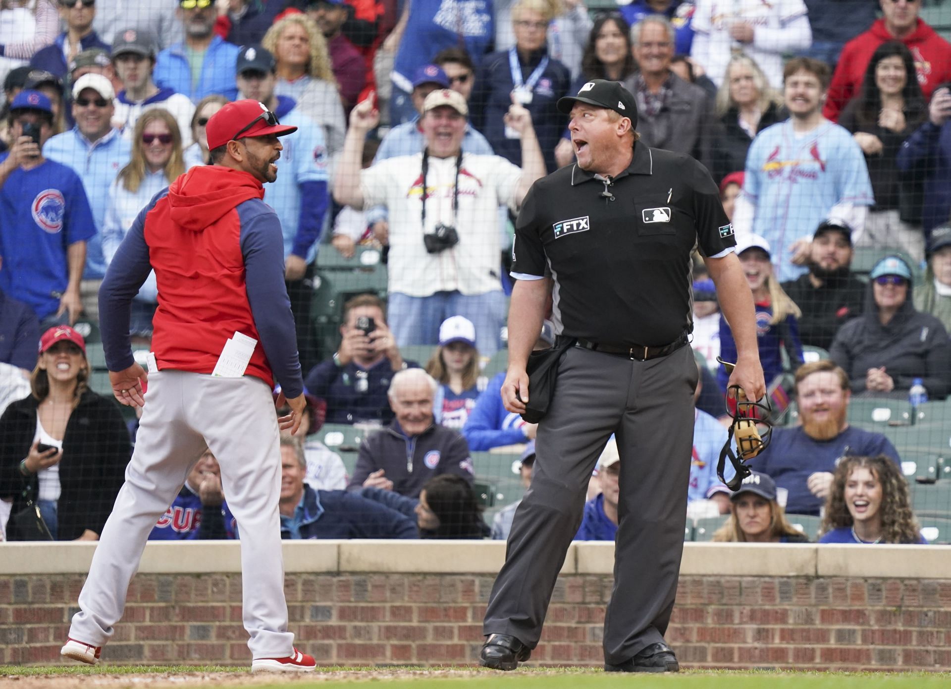 MLB fans roast St. Louis Cardinals supporters for leaving playoff game  early after team blows ninth-inning lead: I thought they were the best  fans in baseball, This is embarrassing from these people