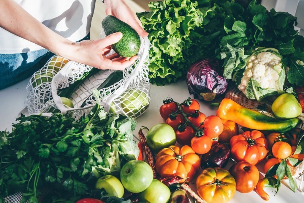 Fresh organic vegetables (Image via Getty Images)