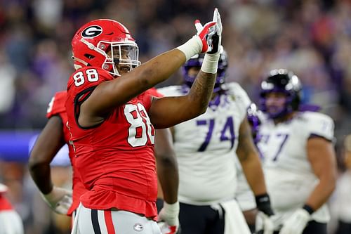  Jalen Carter #88 of the Georgia Bulldogs reacts after a play in the second quarter against the TCU Horned Frogs