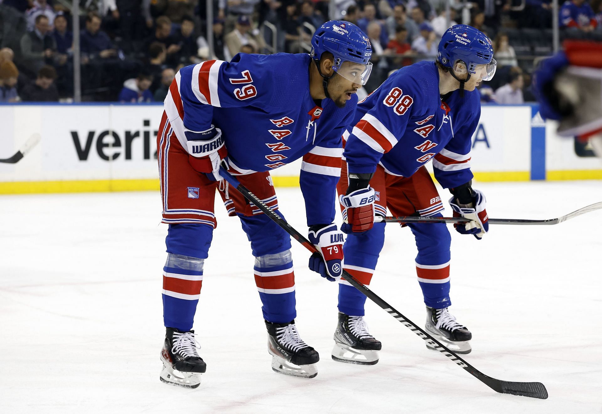 Carolina Hurricanes v New York Rangers