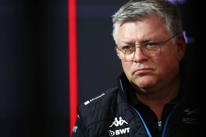 “We think we can fight with them”: Alpine boss hopeful of taking the fight to Mercedes and Aston Martin with upcoming upgrades