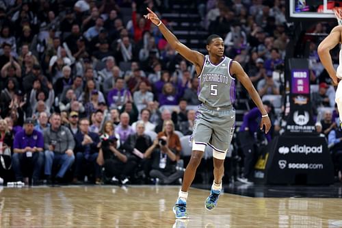 De'Aaron Fox is among the most clutch NBA players (Image via Getty Images)