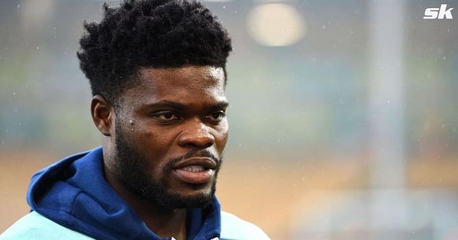 "Now is not the time to drop heads" - Arsenal star Thomas Partey urges teammates to 'keep fighting' ahead of PL fixture against Manchester City