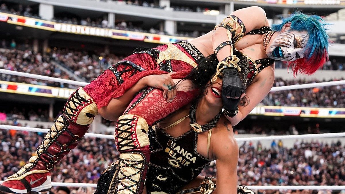 Asuka suffered a setback at WWE WrestleMania 39.