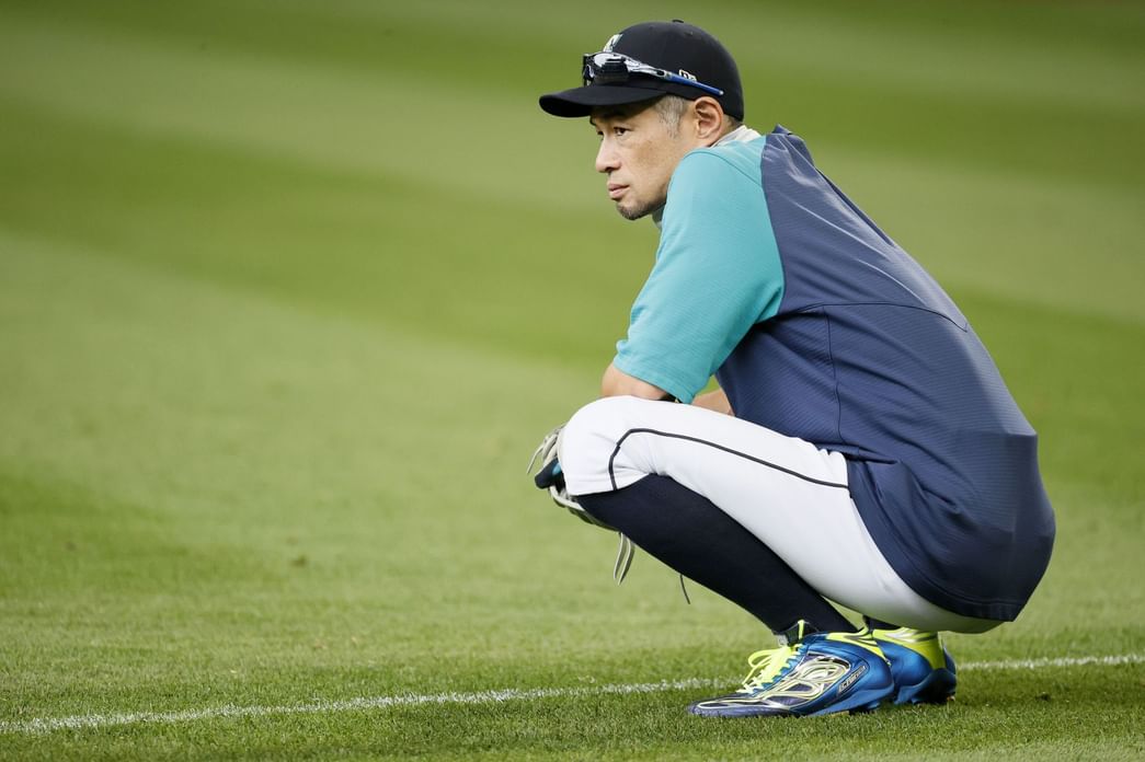 What is Ichiro Suzuki doing now? Checking up on Japanese Mariners