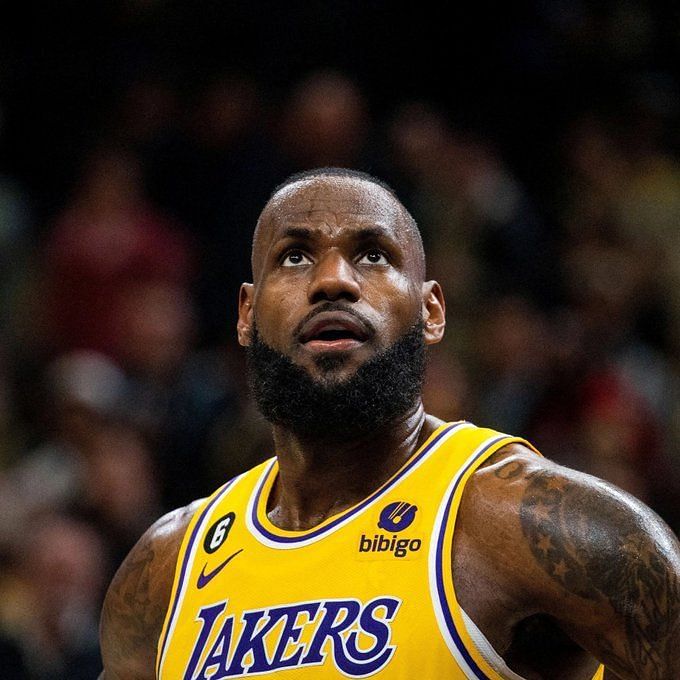 Cheapest guy in NBA' LeBron James won't pay for Musk's Twitter Blue