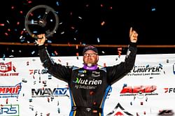 NASCAR: Jonathan Davenport to pull double duty at Bristol, announces Truck Series entry