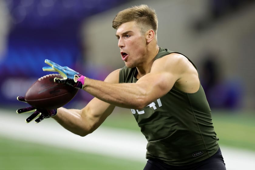 NFL fans left confused after band's appearance on Draft Day "Who t