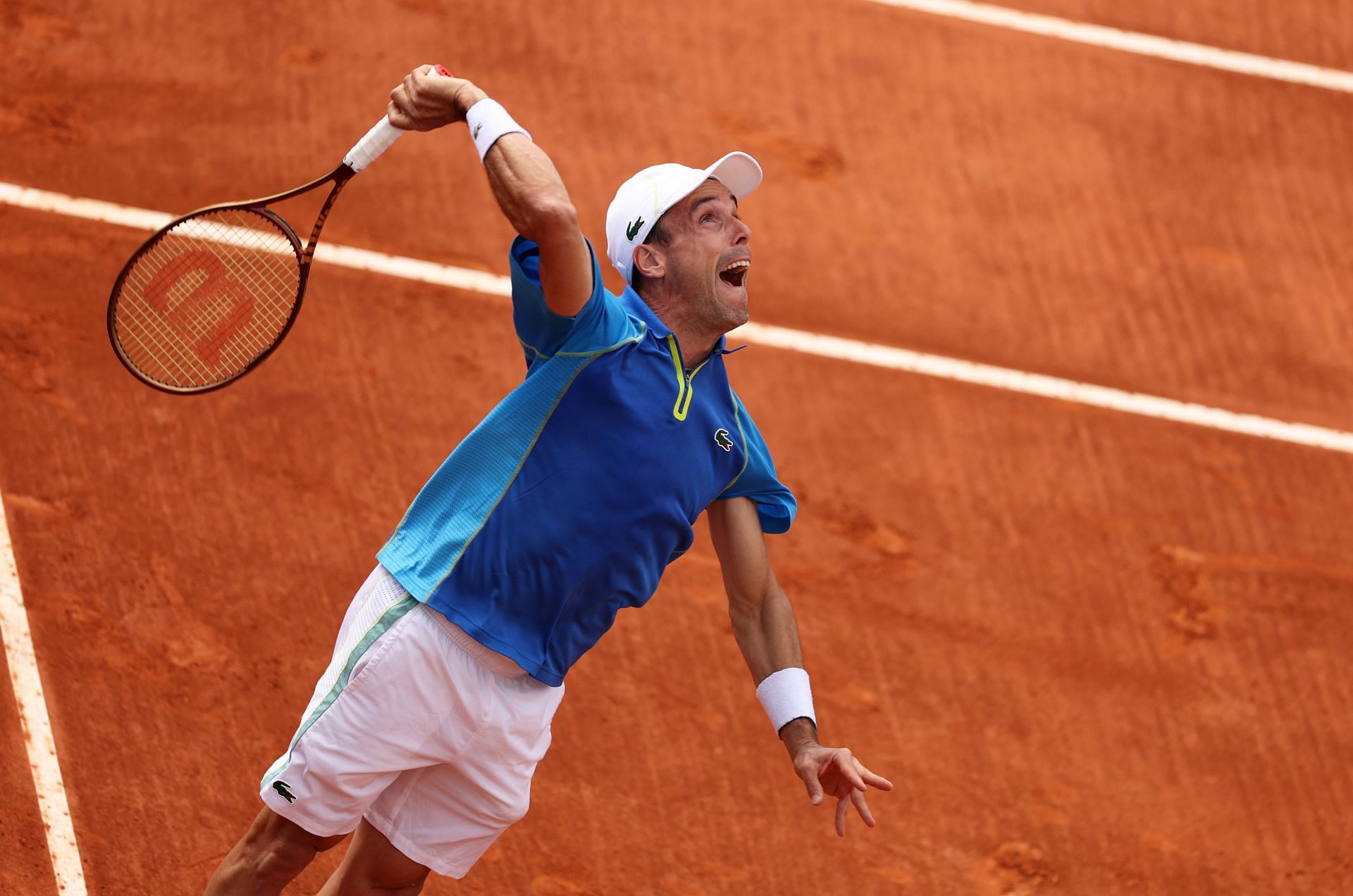 Bautista Agut is into the third round.