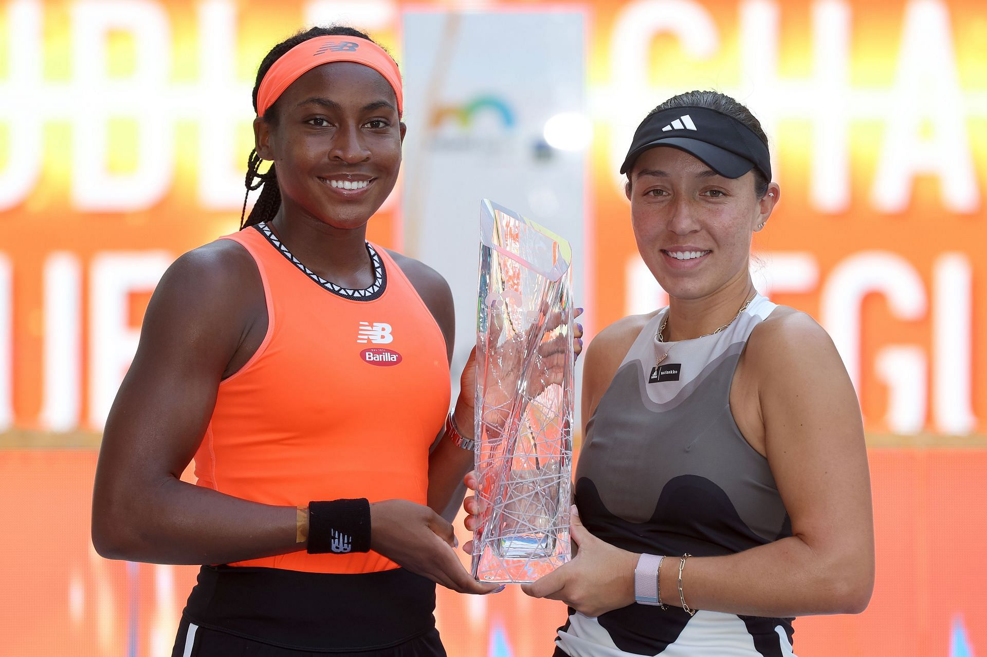 Gauff and Jessica Pegula with the 2023 Miami Open doubles title