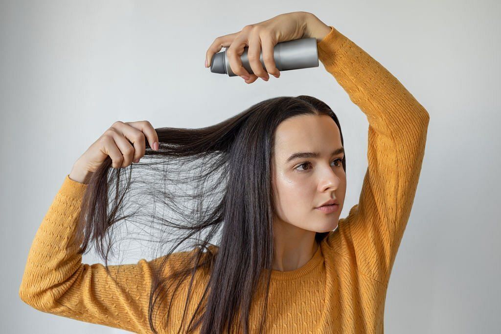 Dry Shampoo is one of the Answers to How to Prevent Sweat from Damaging Your Hair (Image via Pexels)