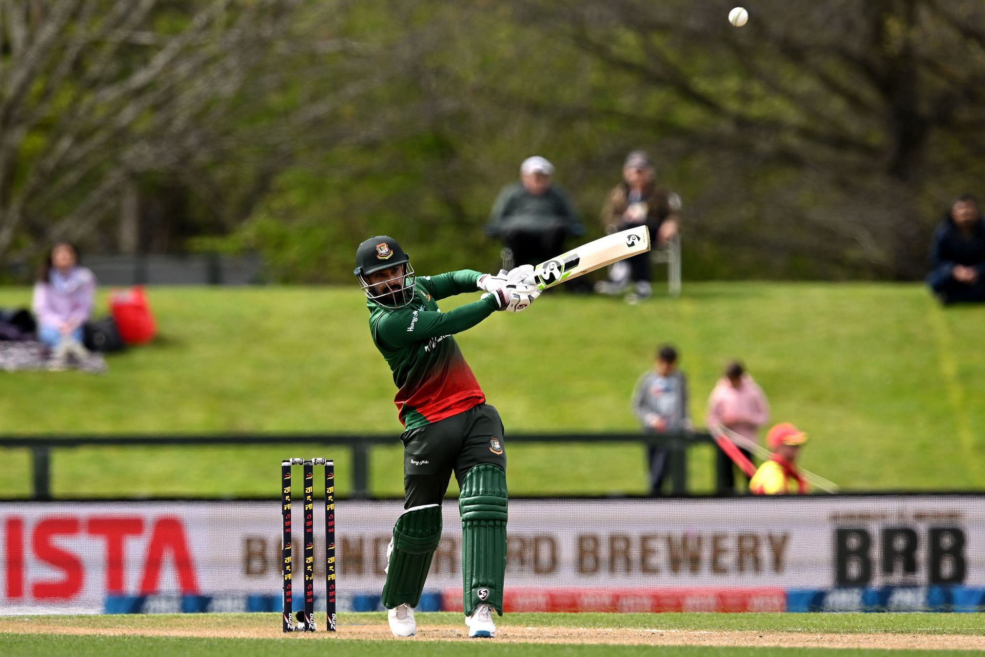 Bangladesh v Pakistan - Tri-Series: 6th T20