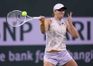 Iga Swiatek in action at the BNP Paribas Open in Indian Wells