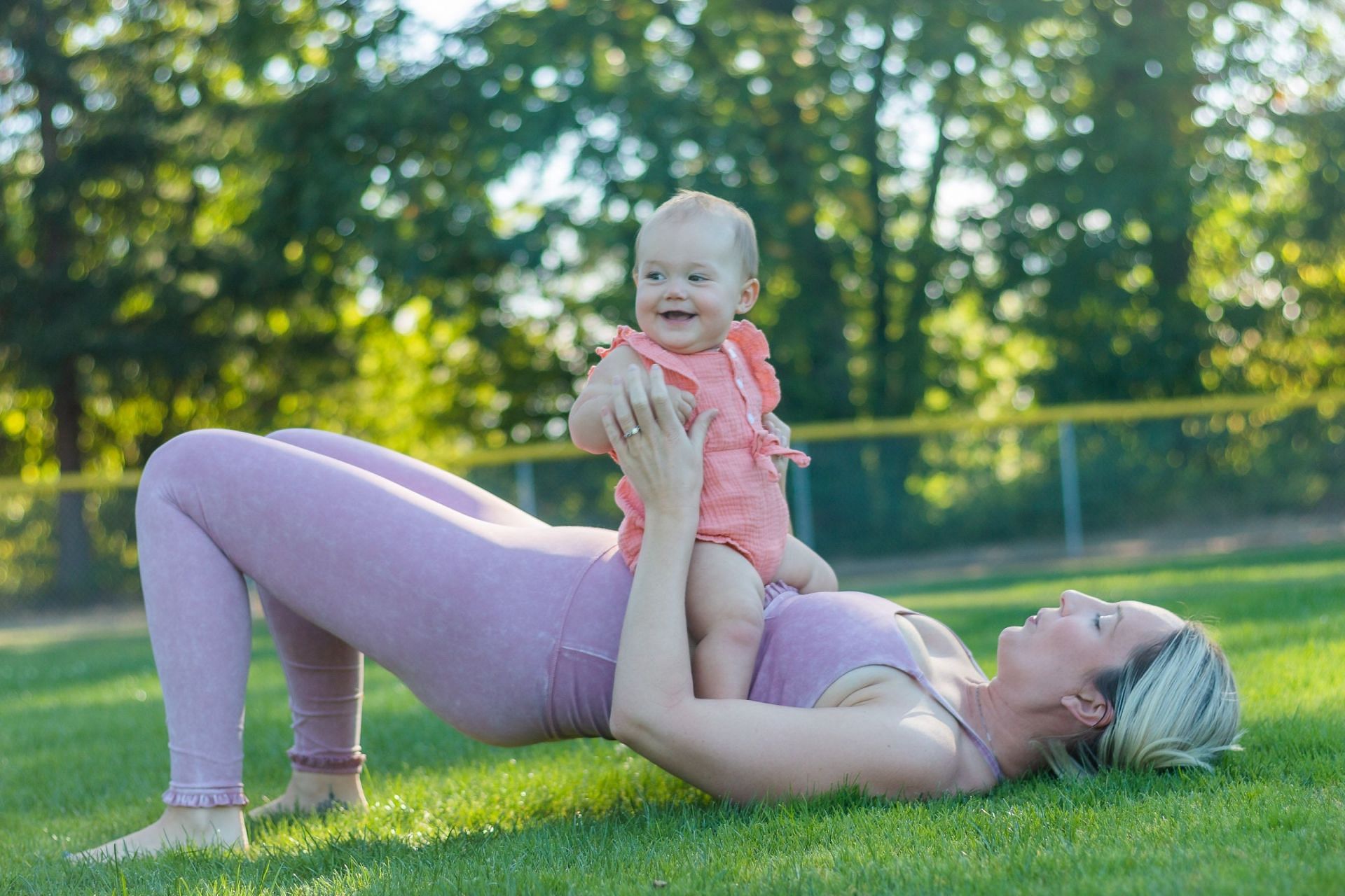  Five tips for incorporating baby into your postpartum workout (image via Pexels)