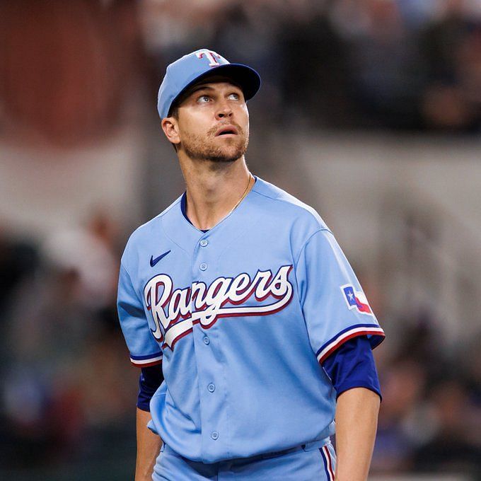 Rangers ace Jacob deGrom on 15-day injured list with right elbow  inflammation - The Boston Globe