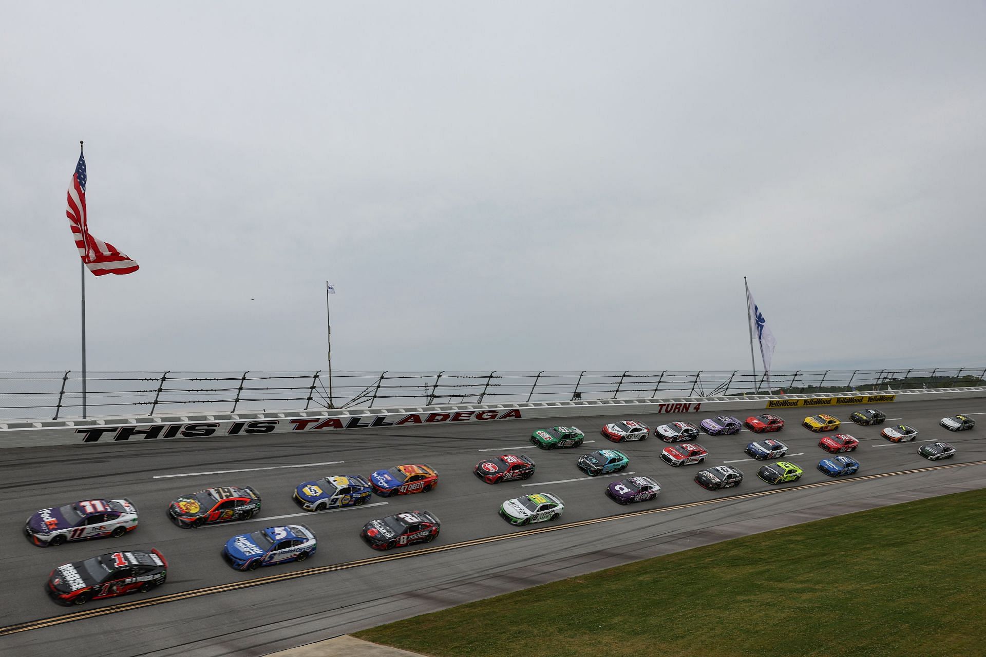 Exploring the NASCAR TV Schedule for the events this week