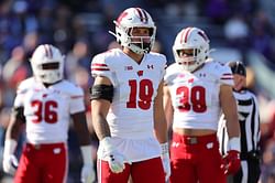 Nick Herbig 2023 NFL Draft profile: Scout report for the Wisconsin EDGE