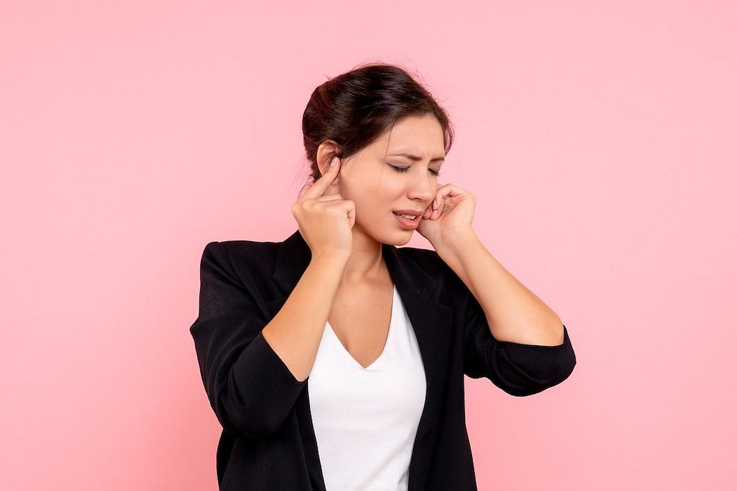 Tinnitus is a condition where a person hears a ringing in the ear. (Image via freepik/Mdjaff)