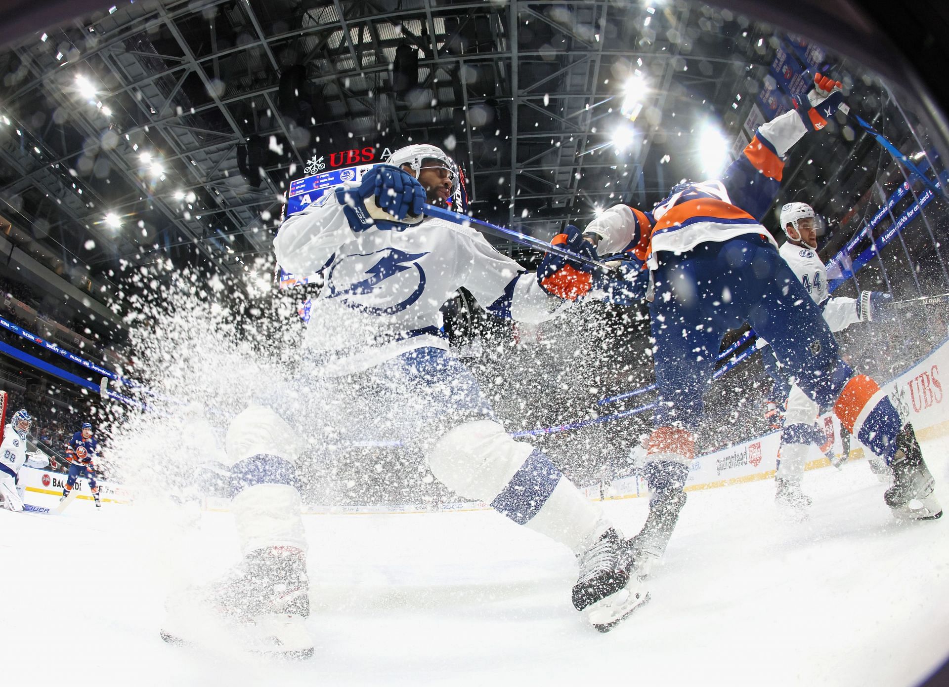 Tampa Bay Lightning v New York Islanders