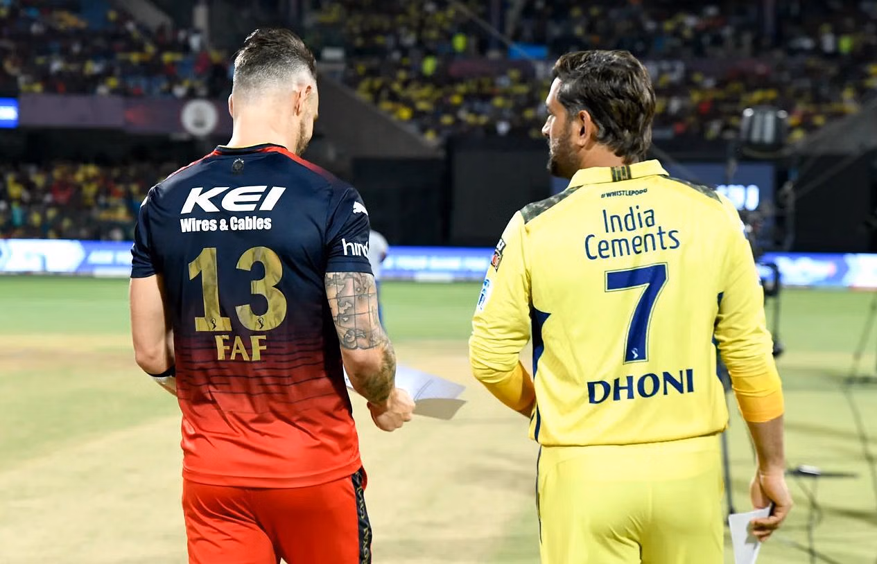 Faf du Plessis and MS Dhoni made some questionable tactical calls on Monday