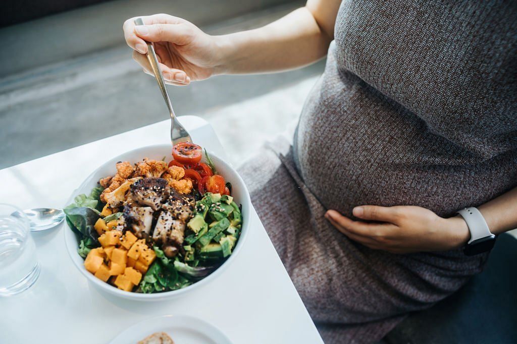 Recover Faster with These Postpartum Foods (Image via Getty)