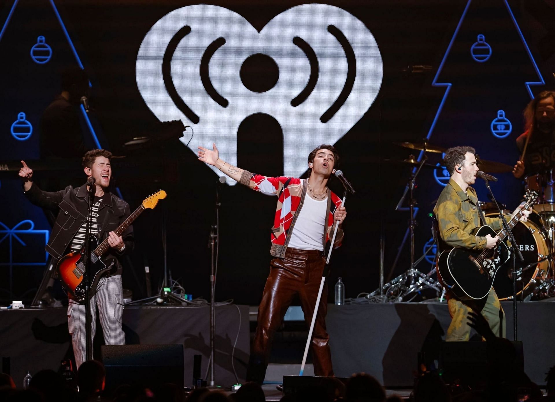 Jonas Brothers at  the Jingle Ball at Capital One Arena on December 14, 2021 in Washington, DC(Image via Getty Images)