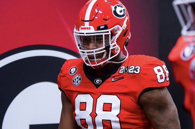 Falcons Mock Draft With TRADES! Full 7-Round NFL Mock Draft Ft. Devon  Witherspoon & Georgia LEGEND 