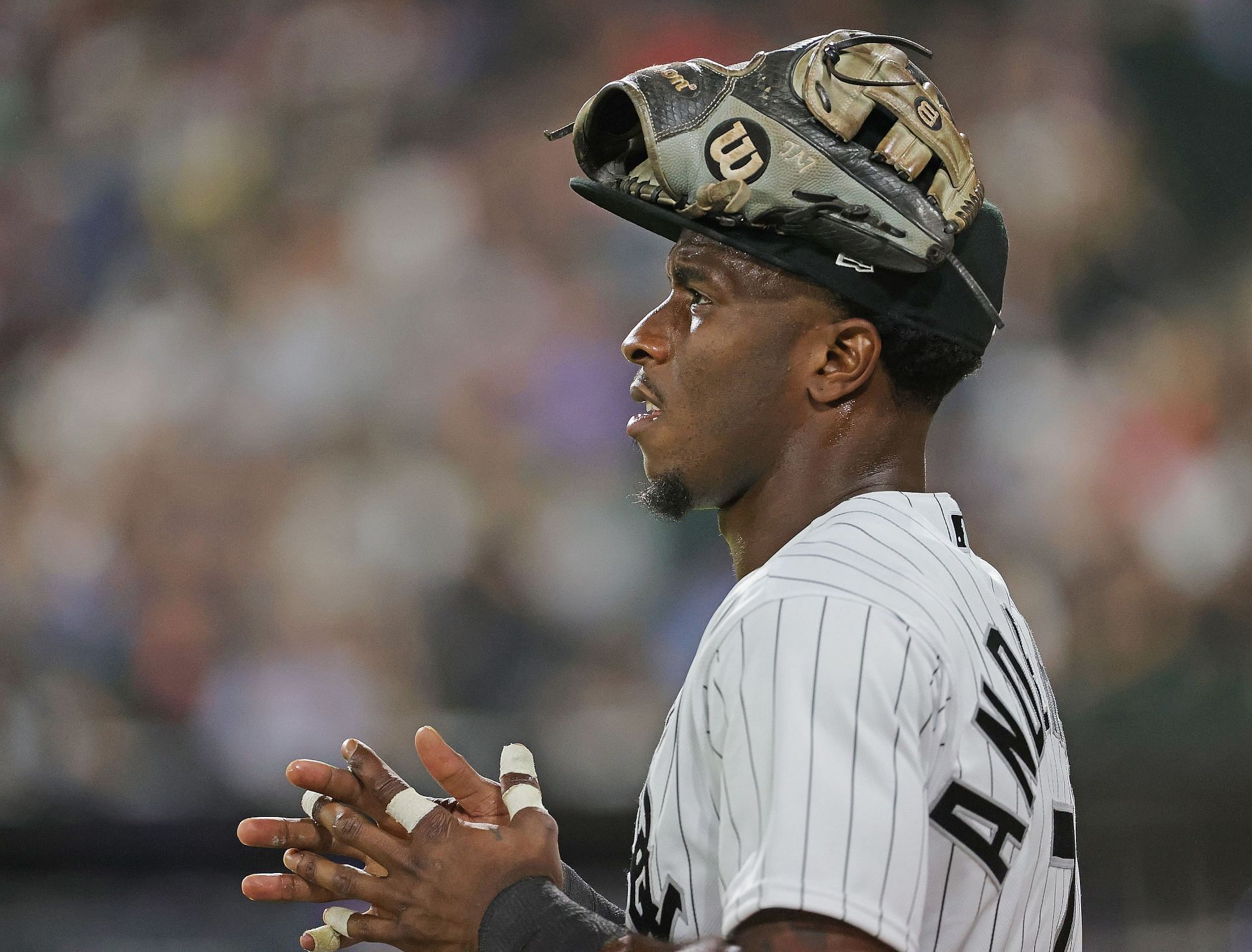 Tim Anderson appears to say 'I hate this place' amid White Sox's