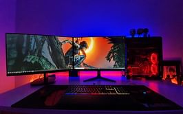 How to set up a dual monitor workspace?