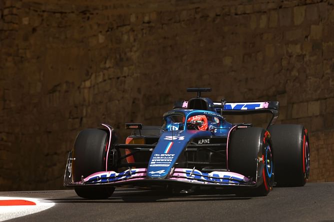 “Absolutely criminal that”: F1 fans furious after Esteban Ocon was greeted by several photographers during his pit entry