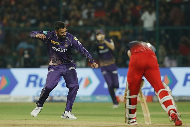 Varun Chakravarthy's 3 best bowling performances against RCB