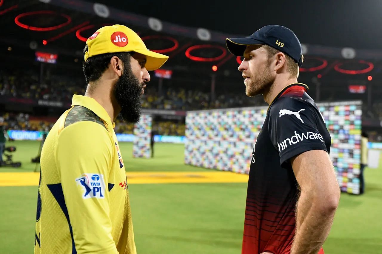 Moeen Ali (L) took a four-wicket haul in Chennai last season (Image Courtesy: IPLT20.com)