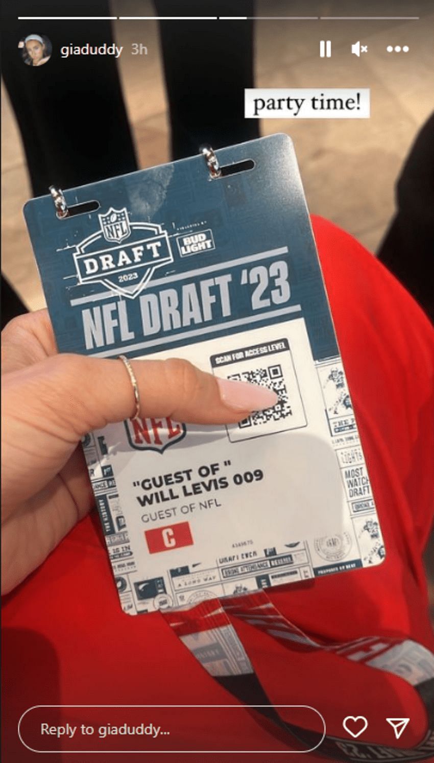 In Photos Will Levis And Girlfriend Gia Duddy Take Over Nfl Draft With Stunning Suit And Red Dress