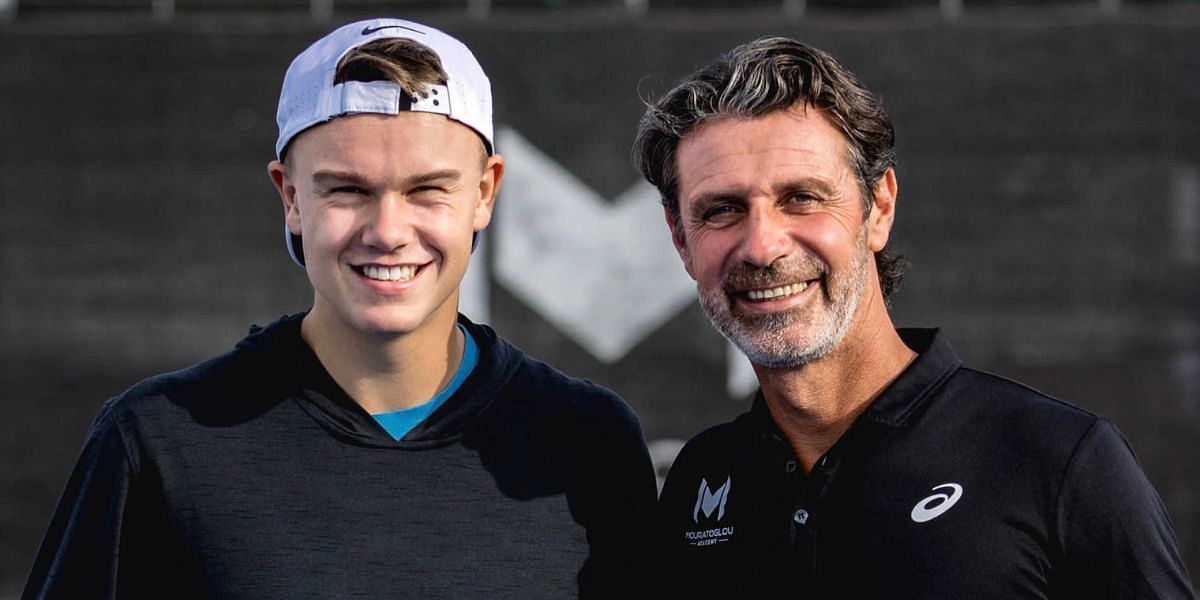 Holger Rune and Patrick Mouratoglou pictured together.