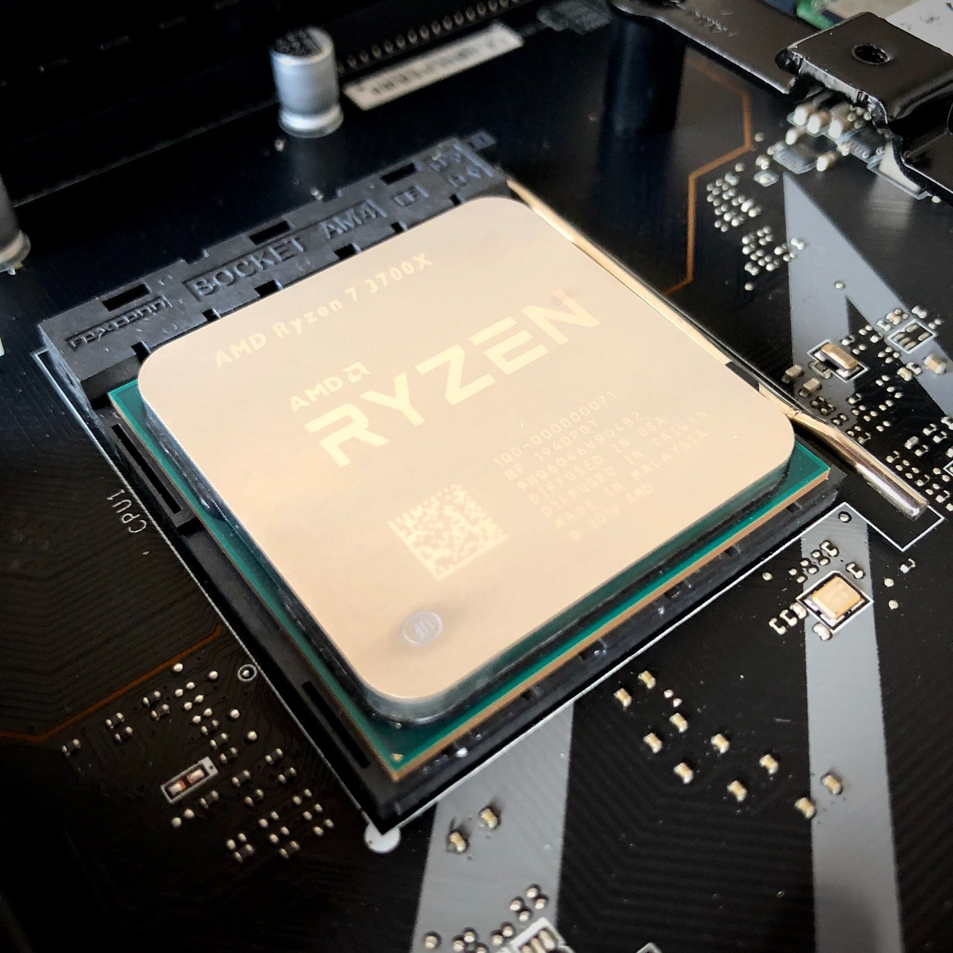 AMD Ryzen 7 3700X gaming processor (Image via Unsplash/Onur Binay)